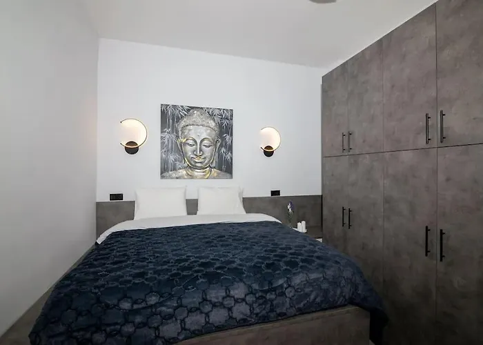Modern & Comfy Apartment